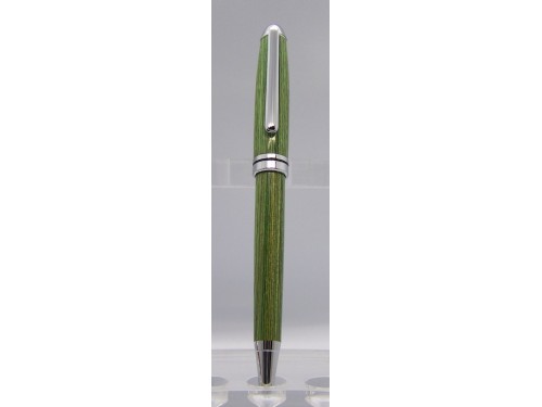 Green stained ash Europeen pen